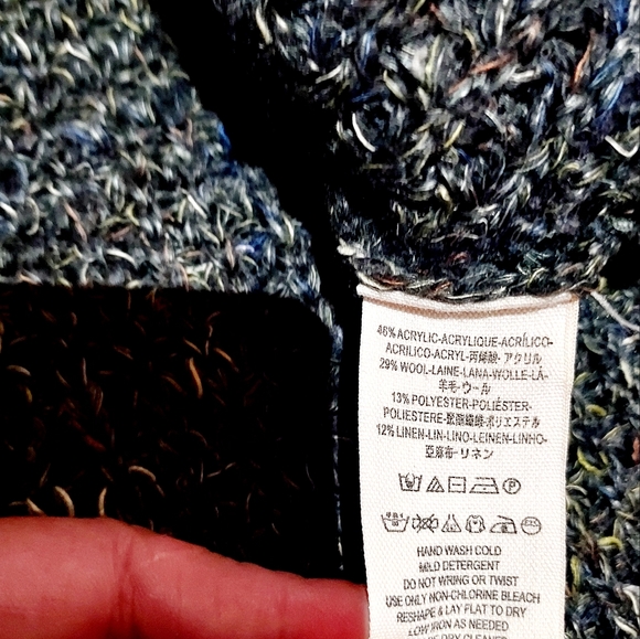 Free People Dylan Tweedy Turtleneck Sweater size XS - Picture 6 of 10